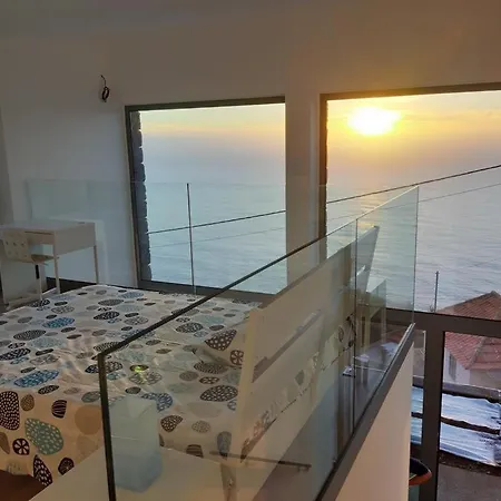 Prázdninový dům Refugio De Pedra Fajã da Ovelha