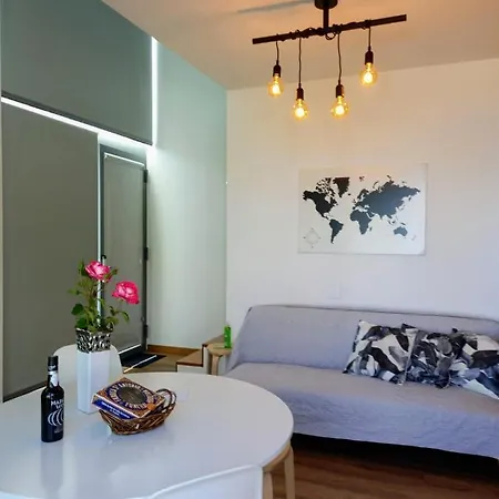 Refugio De Pedra * Fajã da Ovelha